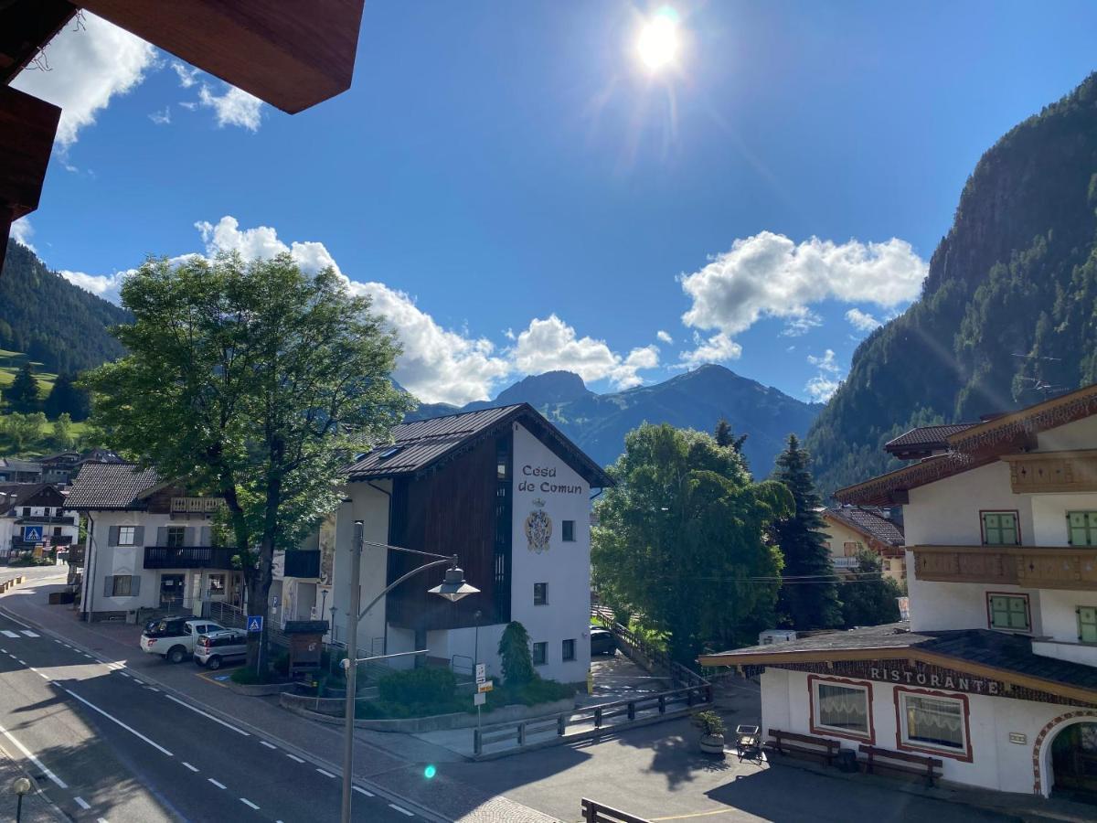 Calore Di Una Casa Di Montagna Campitello di Fassa Ngoại thất bức ảnh