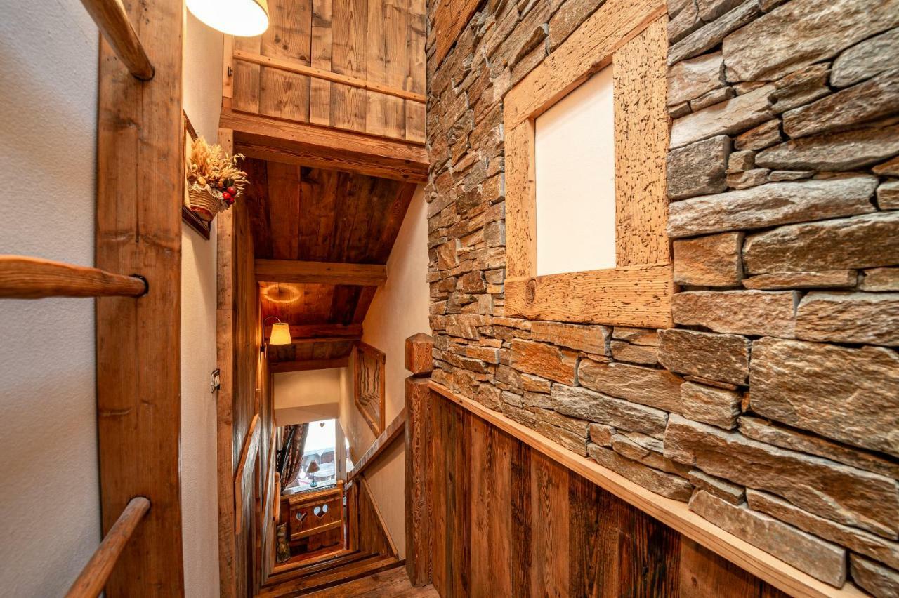Calore Di Una Casa Di Montagna Campitello di Fassa Ngoại thất bức ảnh